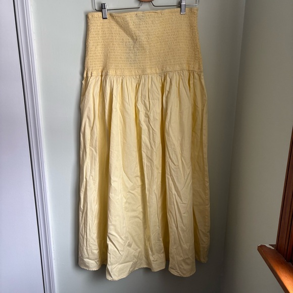 Pretty little thing plt yellow shirred smocked waist maxi skirt size 14 - Picture 4 of 6